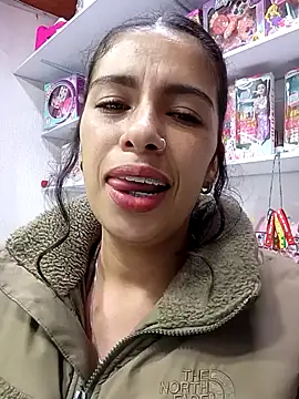 Nathaly 12 online show from April 16, 2026, 9:39 pm