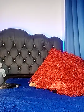 dareck 18 online show from October 11, 2025, 7:18 am