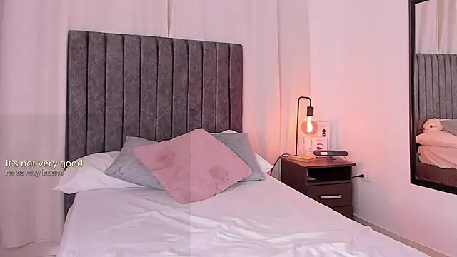 Snapshot of Tefy-Rose chatting on October 8, 2025, 3:15 am Tefy-Rose online show from October 8, 2025, 3:15 am