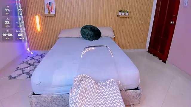 Snapshot of Sasha_Anaan chatting on March 20, 2025, 12:00 pm Sasha Anaan online show from March 20, 2025, 12:00 pm