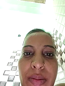 Hotty-Nidhi online show from October 25, 2025, 3:03 am