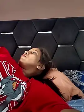 Hotty-Nidhi online show from May 27, 2026, 2:52 am