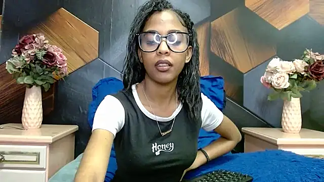 IndianSativa1 online show from November 11, 2025, 5:02 pm