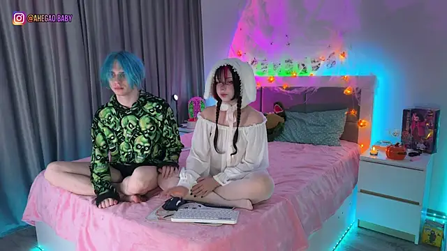 Snapshot of h3ntai_baby chatting on October 23, 2025, 2:27 pm h3ntai baby online show from October 23, 2025, 2:27 pm