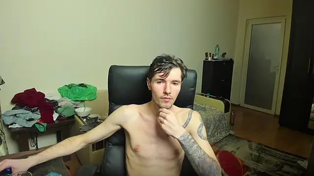 JustinPorno online show from November 5, 2025, 6:52 pm