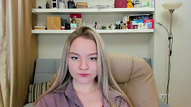 Snapshot of Kara_Smith_ chatting on December 2, 2024, 10:23 pm Kara Smith online show from December 2, 2024, 10:23 pm