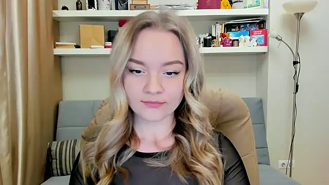Snapshot of Kara_Smith_ chatting on January 26, 2025, 10:46 pm Kara Smith online show from January 26, 2025, 10:46 pm