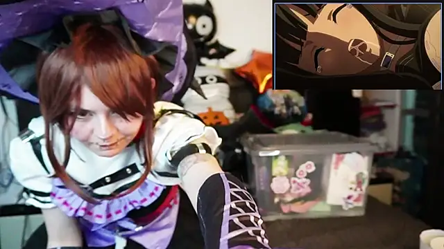 Snapshot of Devil_And_Princess chatting on November 1, 2025, 3:30 am Devil And Princess online show from November 1, 2025, 3:30 am