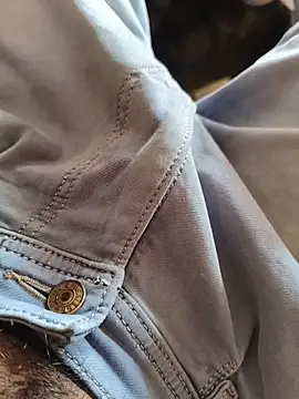 Snapshot of Mr_skywalker chatting on November 14, 2025, 7:51 am Mr skywalker online show from November 14, 2025, 7:51 am