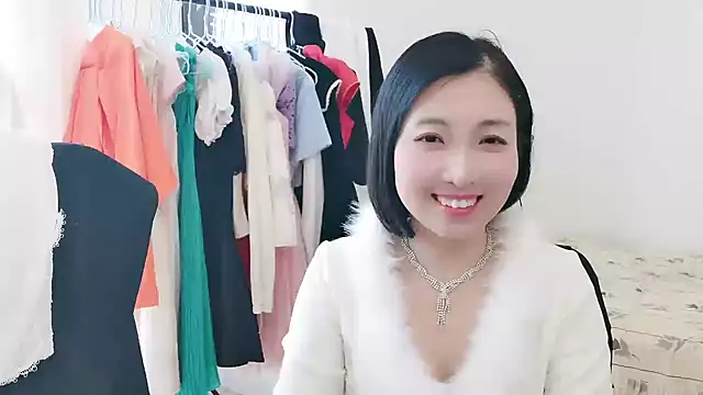 Rachel-6600 online show from December 4, 2025, 3:16 am