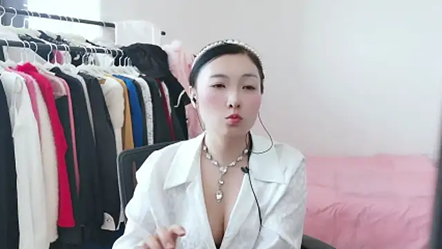 Rachel-6600 online show from February 25, 2026, 6:23 am