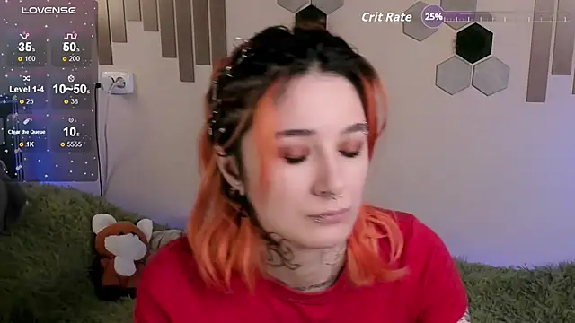 Angel Monica online show from November 4, 2025, 2:21 am