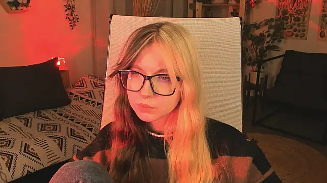 MemoryCadence online show from November 9, 2025, 3:10 pm