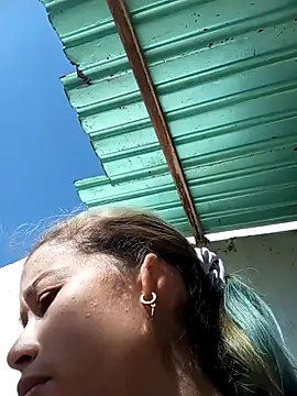 Snapshot of Sexi_girl29 chatting on February 6, 2026, 1:25 pm Sexi girl29 online show from February 6, 2026, 1:25 pm