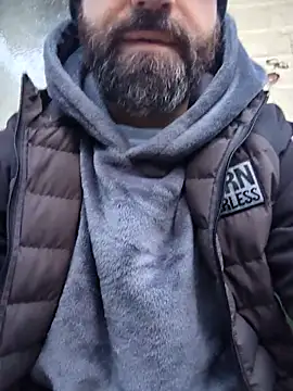 HairyCubBttmboy online show from January 14, 2026, 4:01 pm