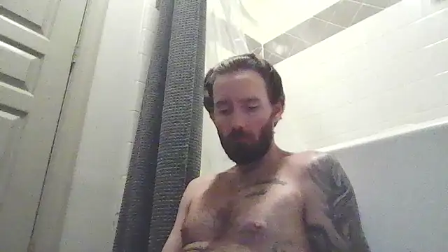 whowantsacreampie online show from April 26, 2026, 8:06 pm