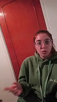 couplechange online show from December 1, 2025, 7:02 am