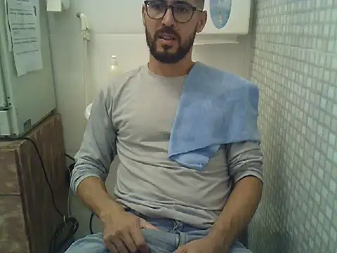 pdasgyn online show from October 16, 2025, 12:39 pm