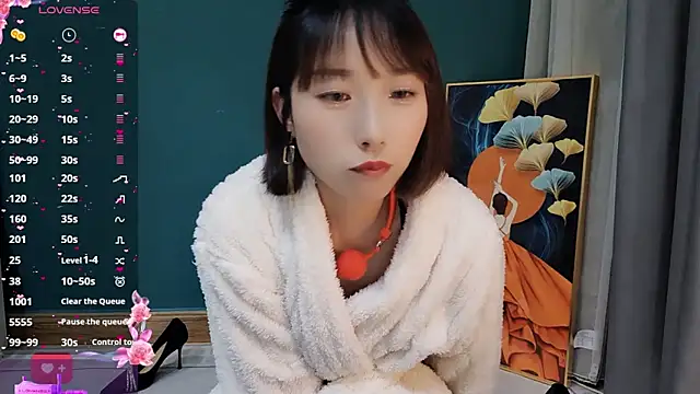 lovely-ann online show from March 12, 2025, 6:55 pm
