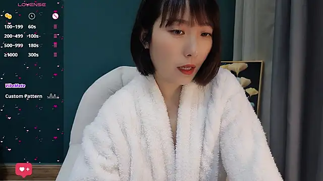 lovely-ann online show from March 14, 2025, 6:32 am