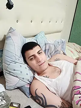 Snapshot of Kadir1320@xh chatting on March 20, 2025, 4:29 am Kadir1320xh online show from March 20, 2025, 4:29 am