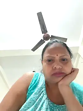 Snapshot of Arohi35 chatting on September 9, 2025, 3:33 pm Arohi35 online show from September 9, 2025, 3:33 pm