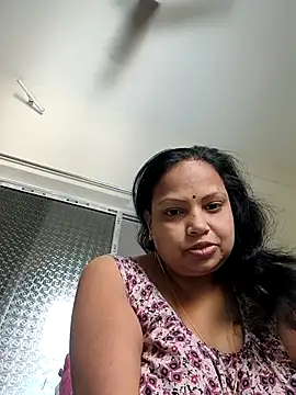 Snapshot of Arohi35 chatting on September 24, 2025, 3:32 am Arohi35 online show from September 24, 2025, 3:32 am