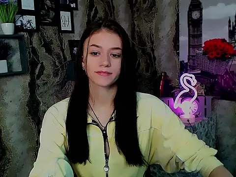 LanaTey online show from October 13, 2025, 5:07 am