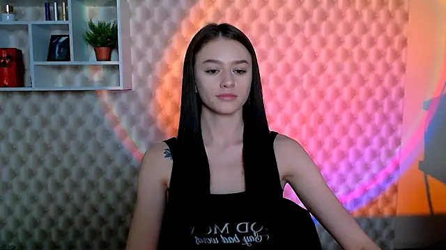 LanaTey online show from March 5, 2026, 3:19 pm