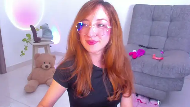 catalina uwu online show from April 2, 2026, 3:59 am