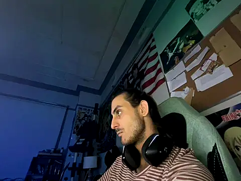 twink69Finger online show from October 29, 2025, 12:07 pm