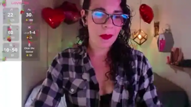 Snapshot of mia_velvet1 chatting on January 17, 2026, 2:55 pm mia velvet1 online show from January 17, 2026, 2:55 pm