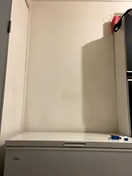 Snapshot of Hugo34bg chatting on October 25, 2025, 2:52 am Hugo34bg online show from October 25, 2025, 2:52 am