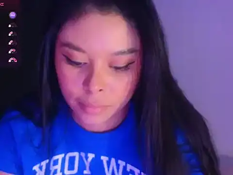 Snapshot of Hecate_gh chatting on March 17, 2025, 10:49 pm Hecate gh online show from March 17, 2025, 10:49 pm