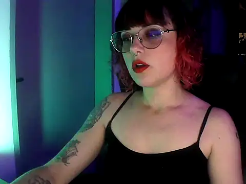 Snapshot of Acid_Girl_Ofc chatting on November 5, 2025, 3:39 am Acid Girl Ofc online show from November 5, 2025, 3:39 am