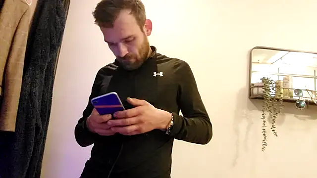 LKC94 online show from October 6, 2025, 12:52 am