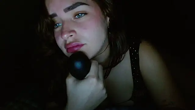 Snapshot of bran_lindi chatting on October 21, 2025, 10:54 pm bran lindi online show from October 21, 2025, 10:54 pm