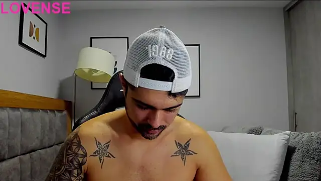 Dante Storm online show from October 8, 2025, 3:15 am