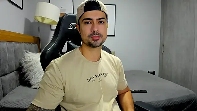 Dante Storm online show from November 7, 2025, 6:35 am