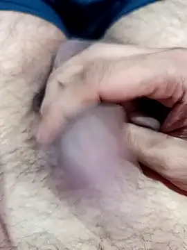 Snapshot of fitboy69 chatting on November 7, 2025, 3:56 pm fitboy69 online show from November 7, 2025, 3:56 pm