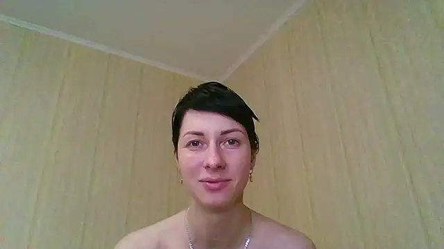 Snapshot of _Black-Panther_ chatting on November 13, 2025, 8:24 am Black-Panther online show from November 13, 2025, 8:24 am