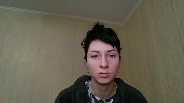 Snapshot of _Black-Panther_ chatting on December 19, 2025, 9:16 am Black-Panther online show from December 19, 2025, 9:16 am