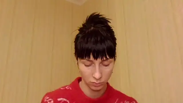 Snapshot of _Black-Panther_ chatting on December 19, 2025, 11:01 pm Black-Panther online show from December 19, 2025, 11:01 pm