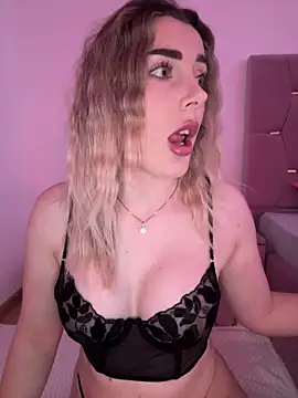 Snapshot of -IrisDiamond- chatting on March 11, 2026, 2:56 pm -IrisDiamond- online show from March 11, 2026, 2:56 pm