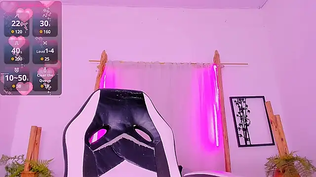 Snapshot of Brithanycullen chatting on March 19, 2025, 7:40 am Brithanycullen online show from March 19, 2025, 7:40 am