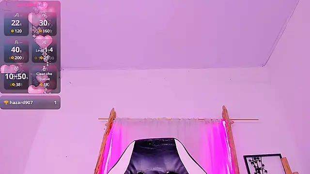 Snapshot of Brithanycullen chatting on March 19, 2025, 10:44 am Brithanycullen online show from March 19, 2025, 10:44 am