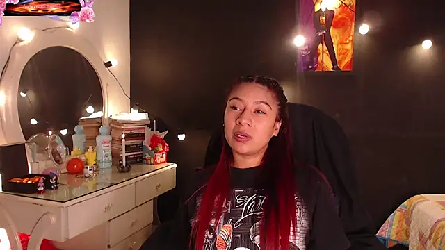 yes0225 online show from October 14, 2025, 4:08 pm