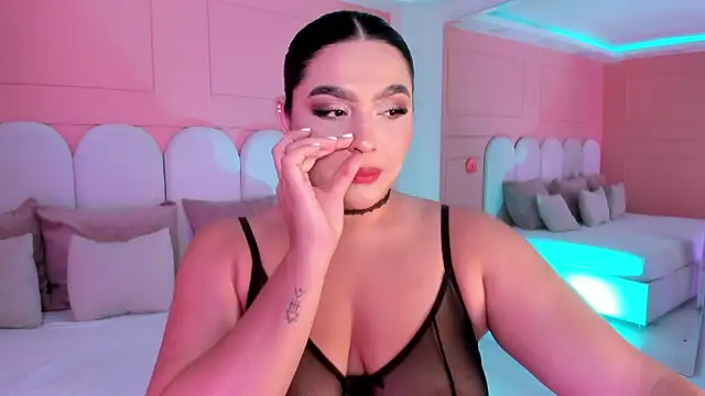 eva sainnt online show from March 22, 2026, 9:07 pm