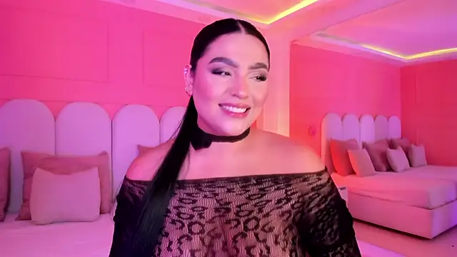 eva sainnt online show from March 26, 2026, 2:28 am