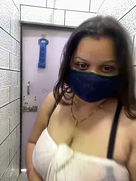 Catchybusty online show from July 2, 2026, 5:24 am